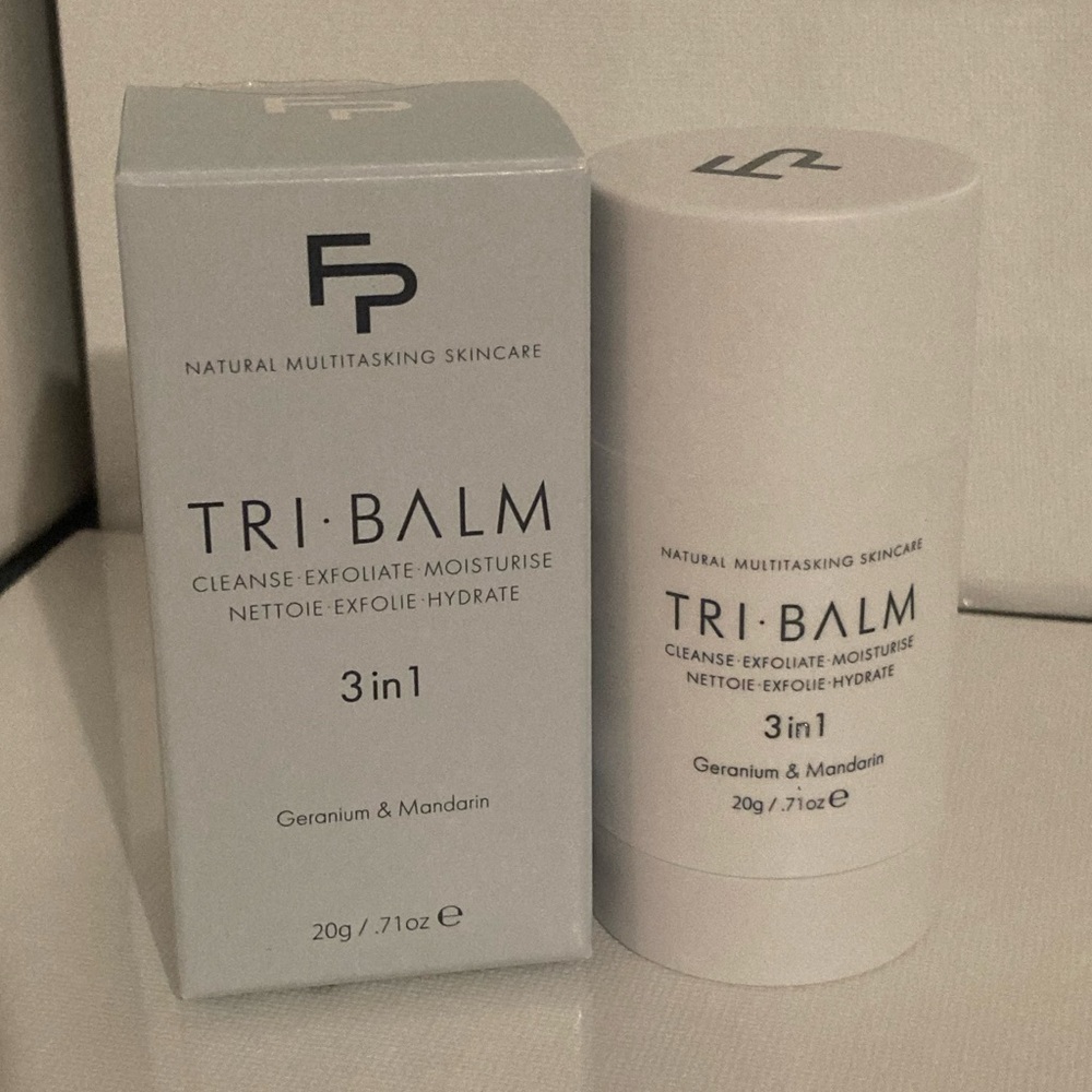 Formula Prescott TRI BALM
CLEANSE EXFOLIATE MOISTURISE 20g mini size